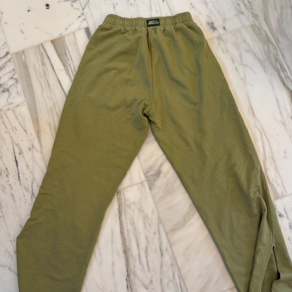 Daily Drills wide leg split seam Matcha joggers XS/S - Picture 2 of 5